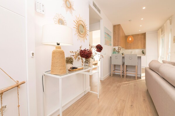 Interior - La Perla Costera - Three Bedroom Villa, Sleeps 6 (Chiclana de la Frontera)