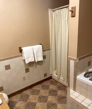 Hårtørrer, håndklæder