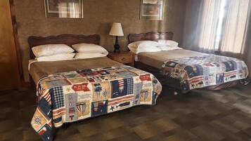 1 bedroom, iron/ironing board, internet, bed sheets