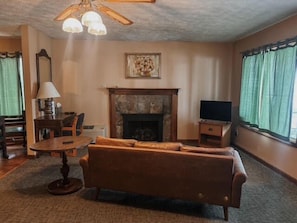 Televisie en een tafeltennistafel