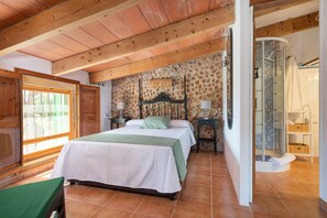 3 dormitorios, Internet, ropa de cama