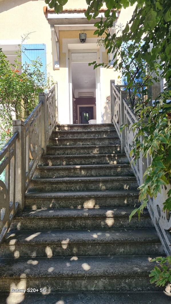 Overnattingsstedets uteområder