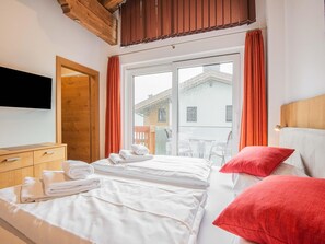 4 bedrooms, WiFi