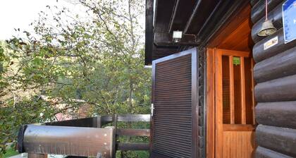 Ferienhaus in Vrbovsko nahe Kamačnik Pfad