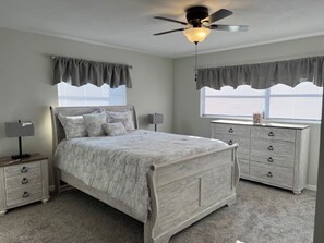 2 dormitorios, tabla de planchar con plancha, wifi gratis y ropa de cama