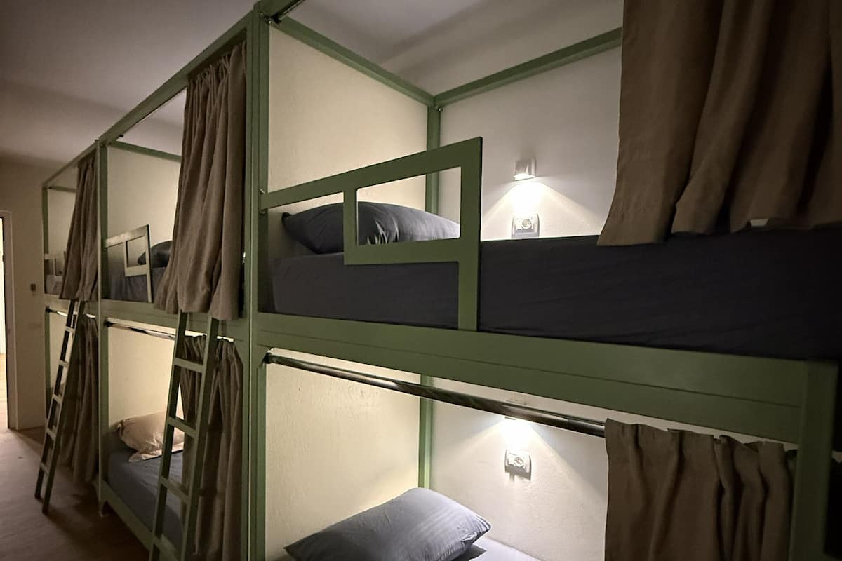 Standard Shared Dormitory | Free WiFi