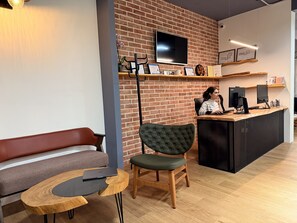 Reception - Shkodra Hostel (Shkodër)