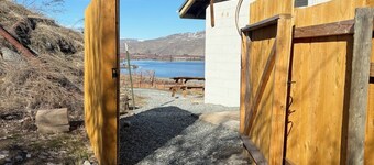 Vineyard Bunkhouse studio near Chelan