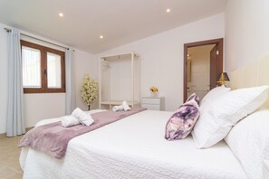 5 camere, accesso a Internet, lenzuola