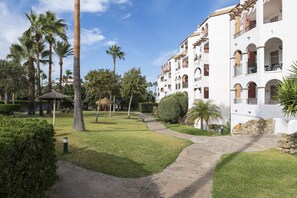 Property grounds - Corazon De Tarifa - Two Bedroom Apartment, Sleeps 4 (Zahara de los Atunes)