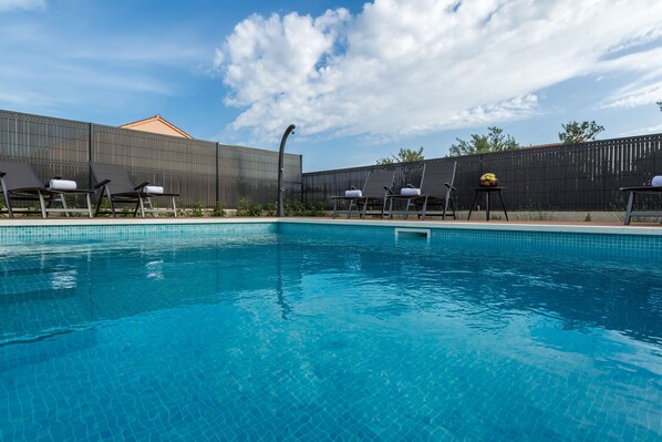 Pool - Villa in Pakoštane near Beach & Pool (Pakostane)