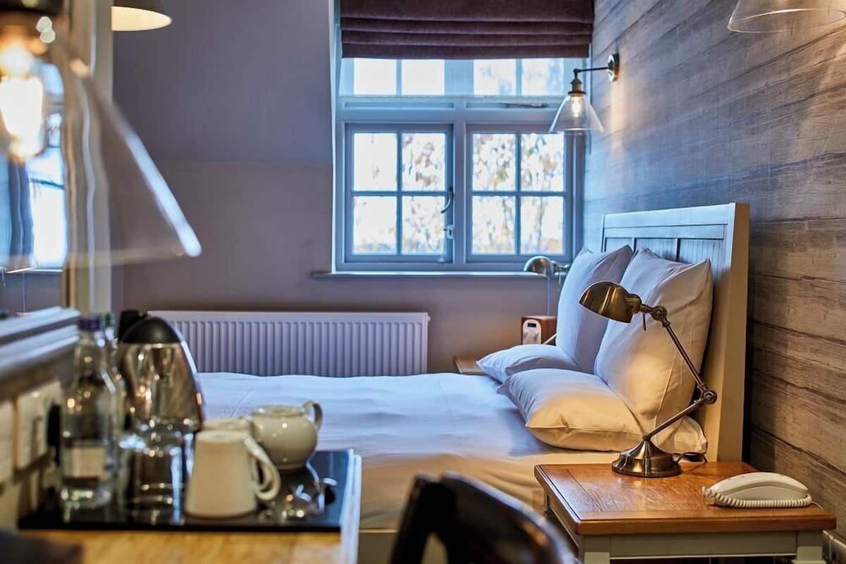 Deluxe Double Room | Free WiFi