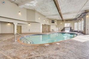 Indendørs pool