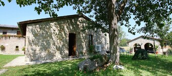 Cottage in Todi with Pool and Sauna