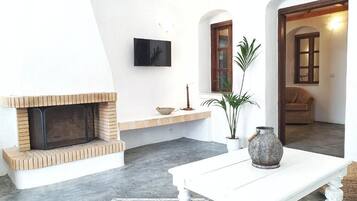 32-inch Smart TV with digital channels