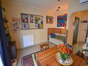 TV - Apartment in Finale Ligure near the Sea (Finale Ligure)