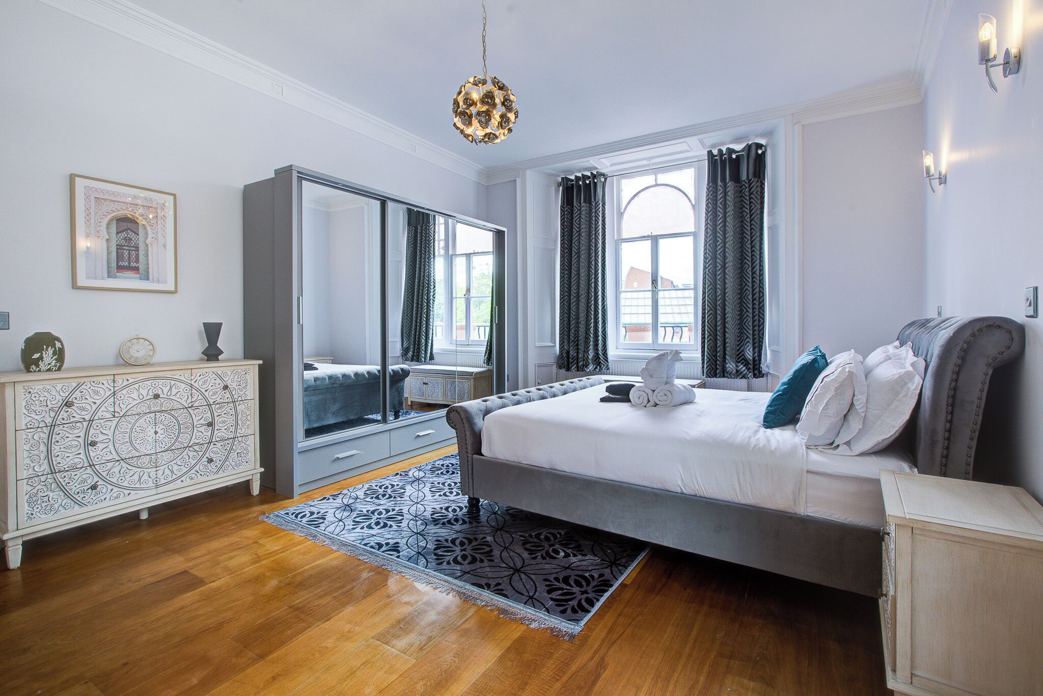 4 bedrooms, iron/ironing board, free WiFi, bed sheets