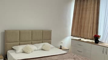 1 bedroom, WiFi, bed sheets
