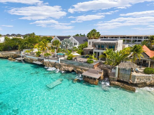 Amazing Piet Boon ocean front villa on Bonaire; Villa Tjitjak 