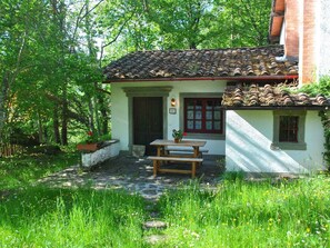 Ulkoruokailutilat