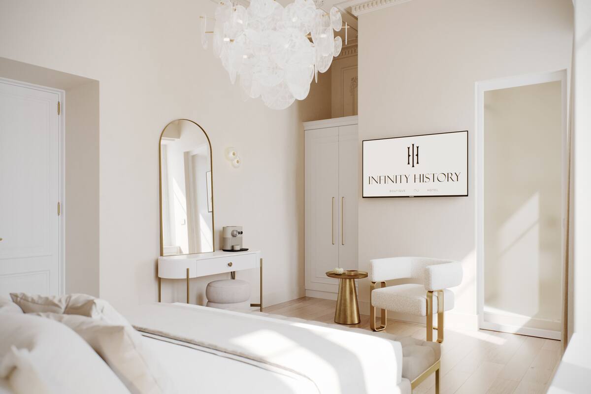 Junior Suite with Acropolis View | 1 bedroom, in-room safe, blackout drapes, soundproofing