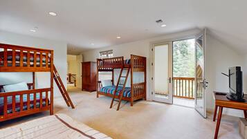 4 bedrooms, internet, bed sheets