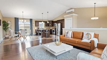 Smart TV, fireplace, offices