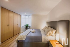 3 bedrooms, iron/ironing board, WiFi