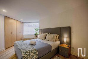 3 chambres, fer et planche à repasser, Wi-Fi