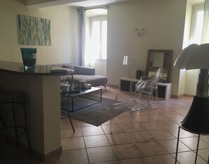 Living area - Downtown apartment near direct beach (Ajaccio)
