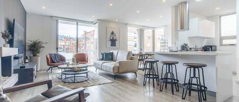 Télévision, cheminée