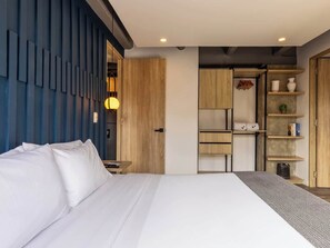 1 chambre, fer et planche à repasser, Wi-Fi, draps fournis