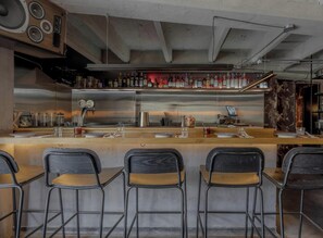 Bar (in der Unterkunft)