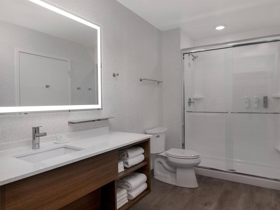 Bathroom shower