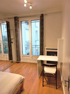 2 soverom, strykejern/-brett, wi-fi og sengetøy