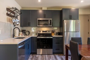 Fridge, microwave, oven, stovetop - Newly Built 2 Bedrooms. Sleeps 4 Adults. AC (Fernie)