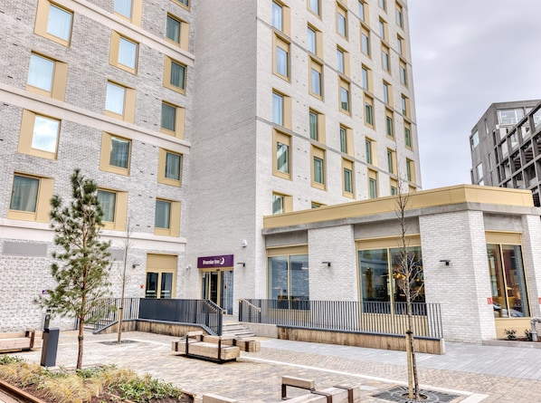 Exterior - Premier Inn Dublin Cc North Docklands (Dublin)