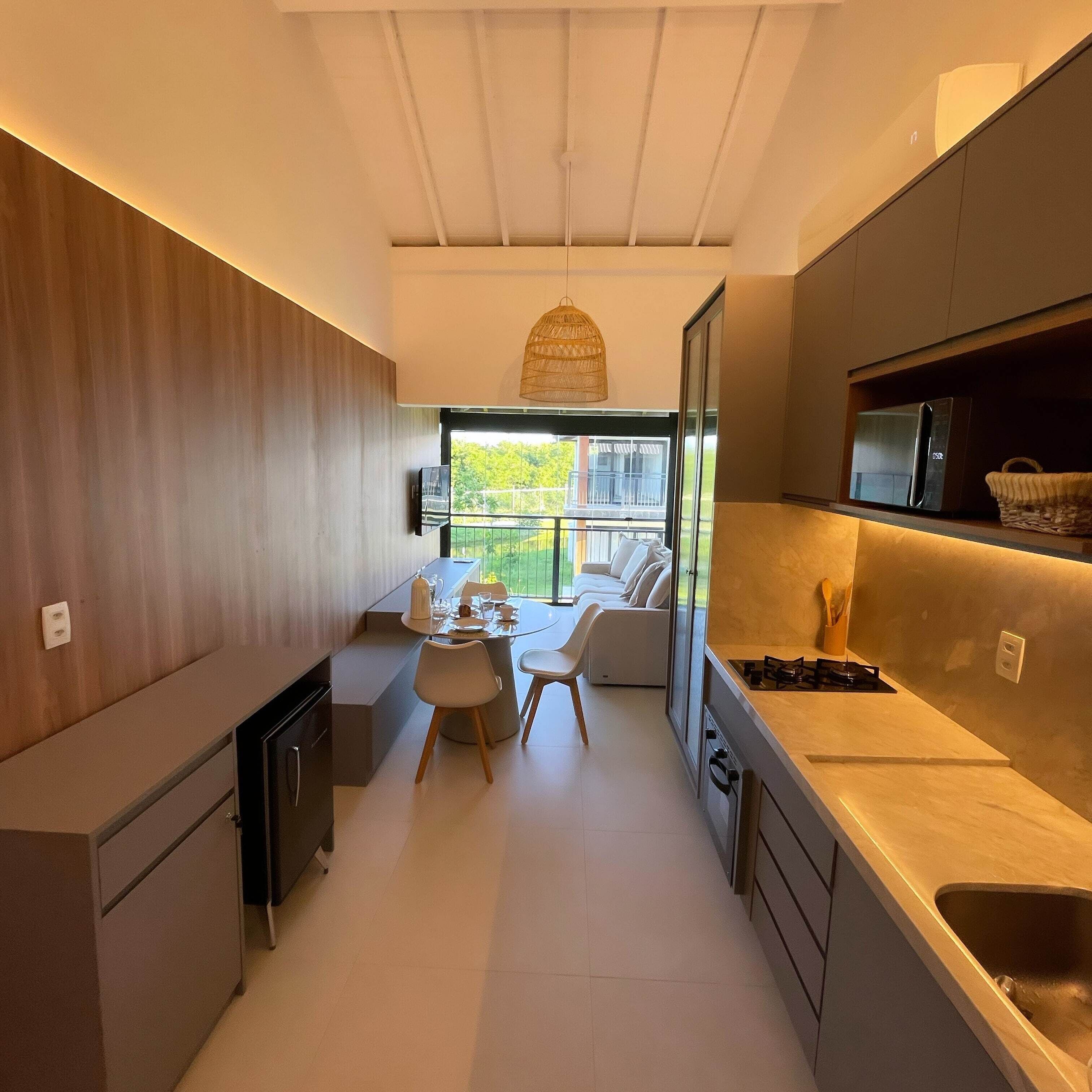 Micro-ondas, fogão, cooktop