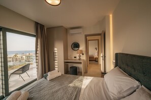 4 bedrooms, iron/ironing board, WiFi, bed sheets - Villa Icons (Agia Marina)