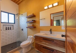 Bathroom - La Joya Citrulina - Walk to the Beach (Nosara)