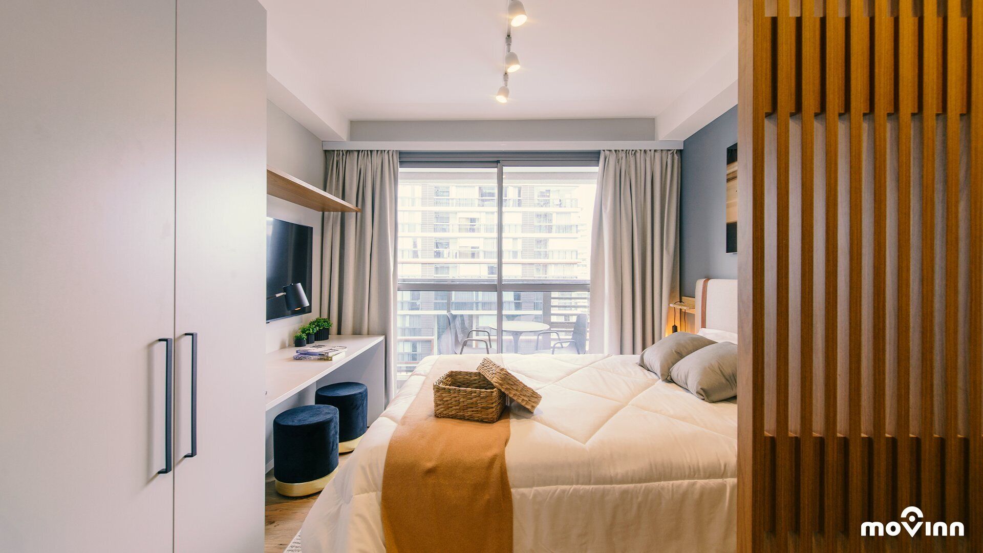 Deluxe Studio | Laptop workspace, blackout drapes, iron/ironing board, free WiFi