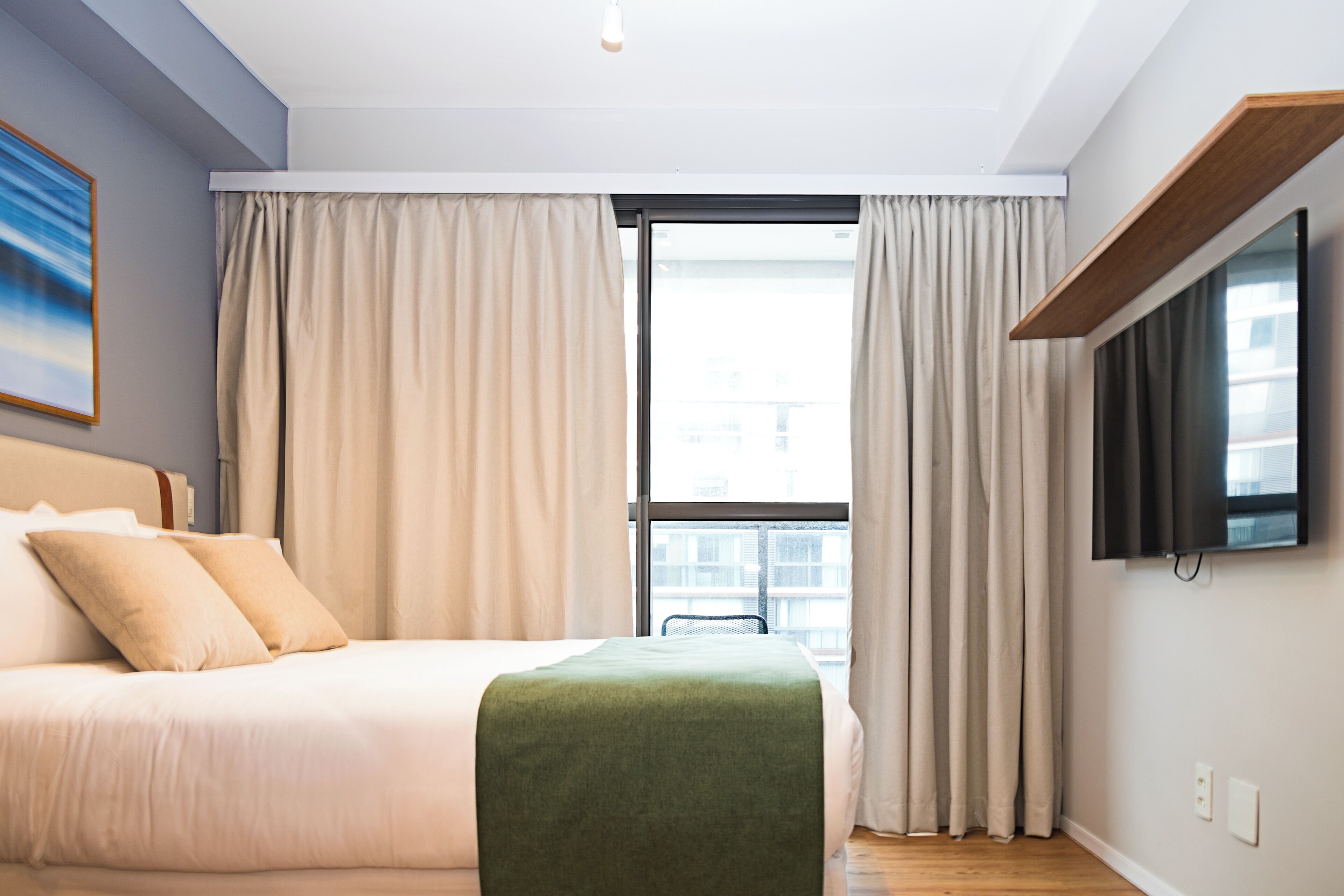 Luxury Apartment, 2 Bedrooms | Laptop workspace, blackout curtains, iron/ironing board, free WiFi