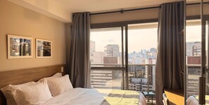 Exclusive Studio | 1 bedroom, laptop workspace, blackout drapes, iron/ironing board