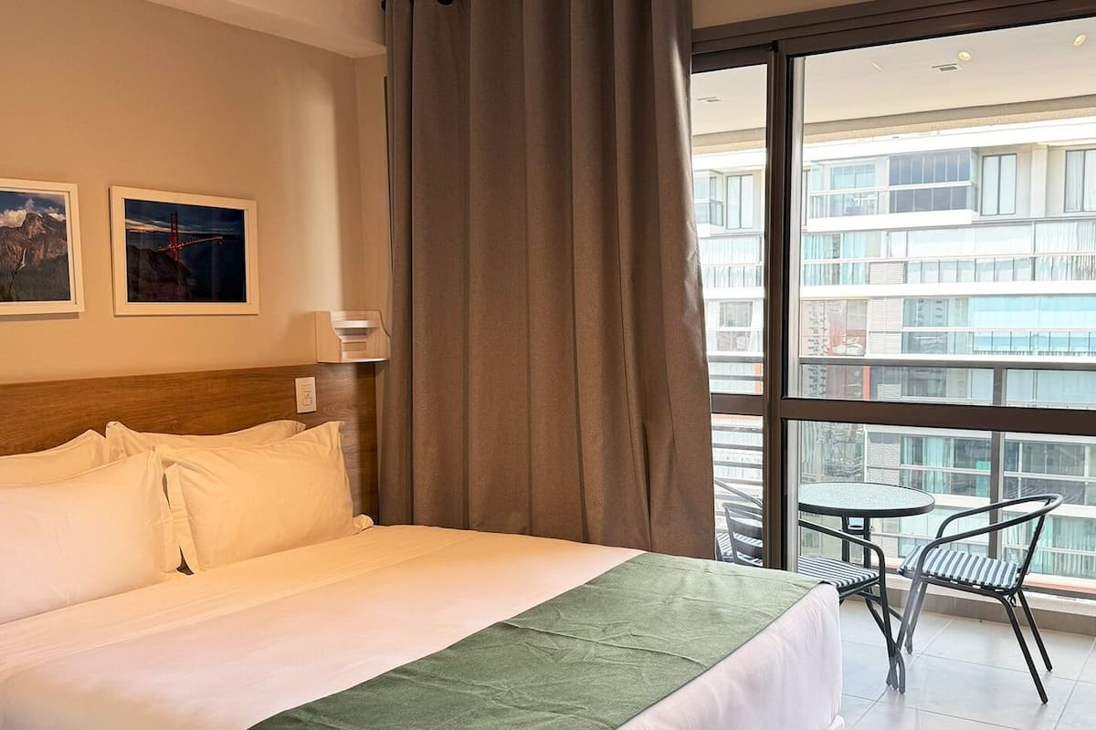 Family Studio | Laptop workspace, blackout drapes, iron/ironing board, free WiFi