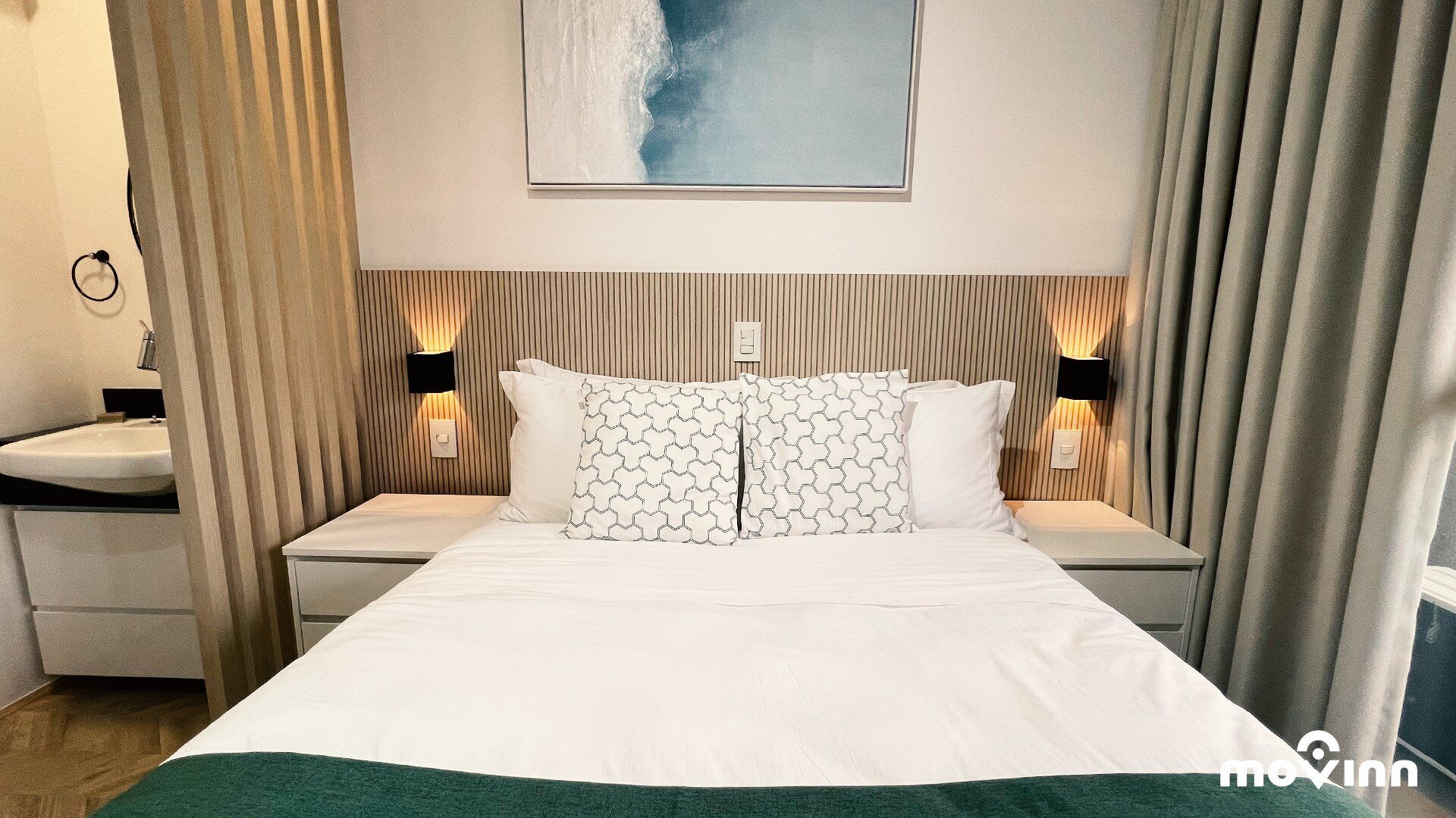 Classic Studio | Laptop workspace, blackout drapes, iron/ironing board, free WiFi