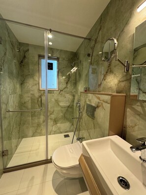 Bathroom - Hotel Mumbai House Malad (Mumbai)