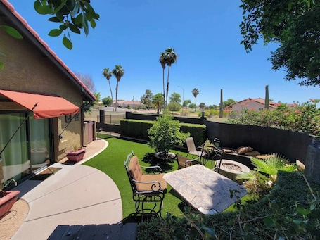 Terrace/patio. Cozy Guest Suite with Private Backyard