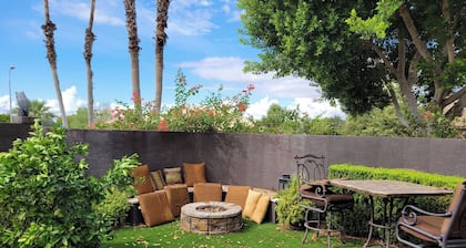 Cozy Guest Suite with Private Backyard