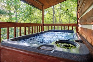 Bain à remous extérieur