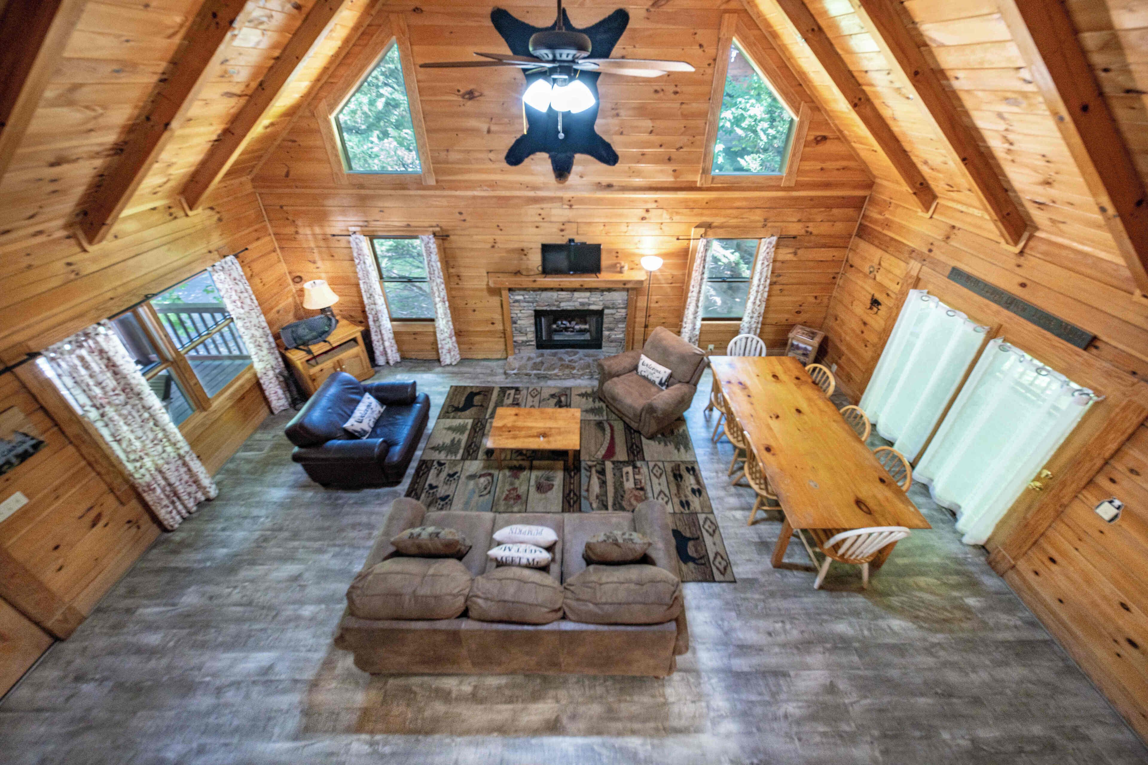 Smart-tv, eldstad och tv-spel